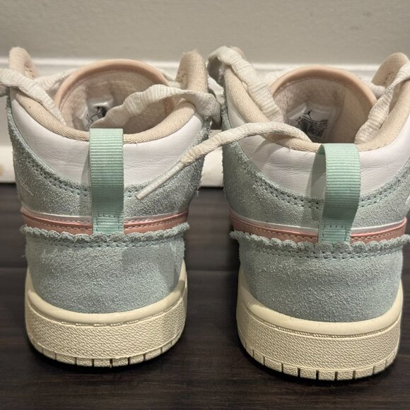 Jordan 1 Mid Pink Oxford Jade Ice - Size 3Y - Picture 4 of 7